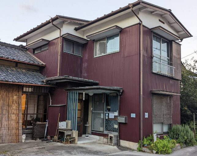 お店外観（出典：発酵食堂ろじうら）