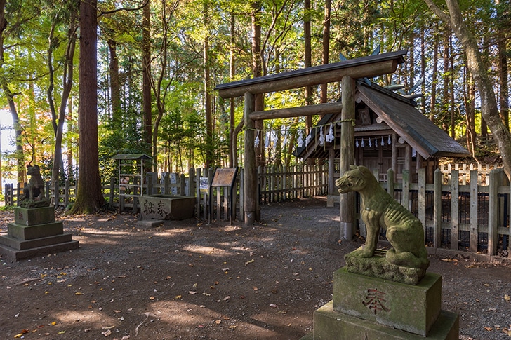 宝登山神社の奥宮