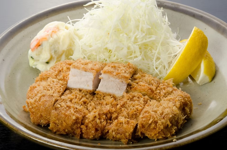 とんかつ(出典:ちゃんこ市川)