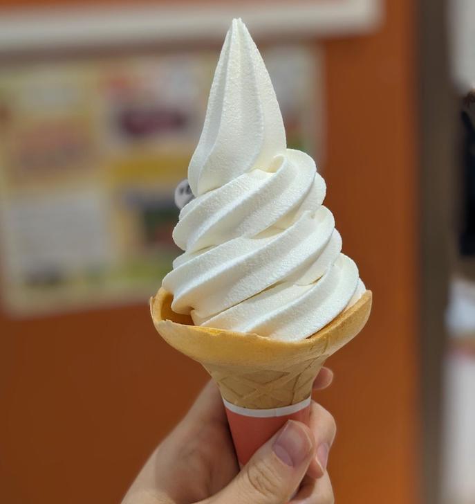ソフトクリームの「北海道ミルク」