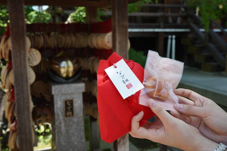 シャロン洋菓子店のなで桃