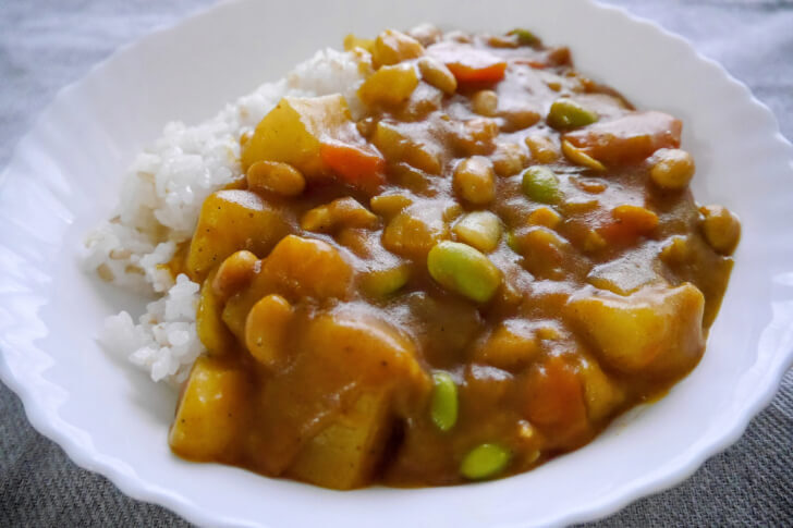 オーガニックカレールゥで作った豆カレー