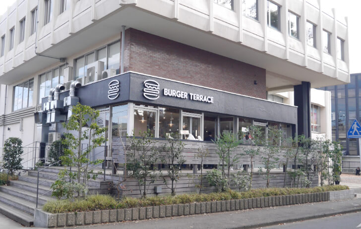 バーガーテラス大宮の店舗外観
