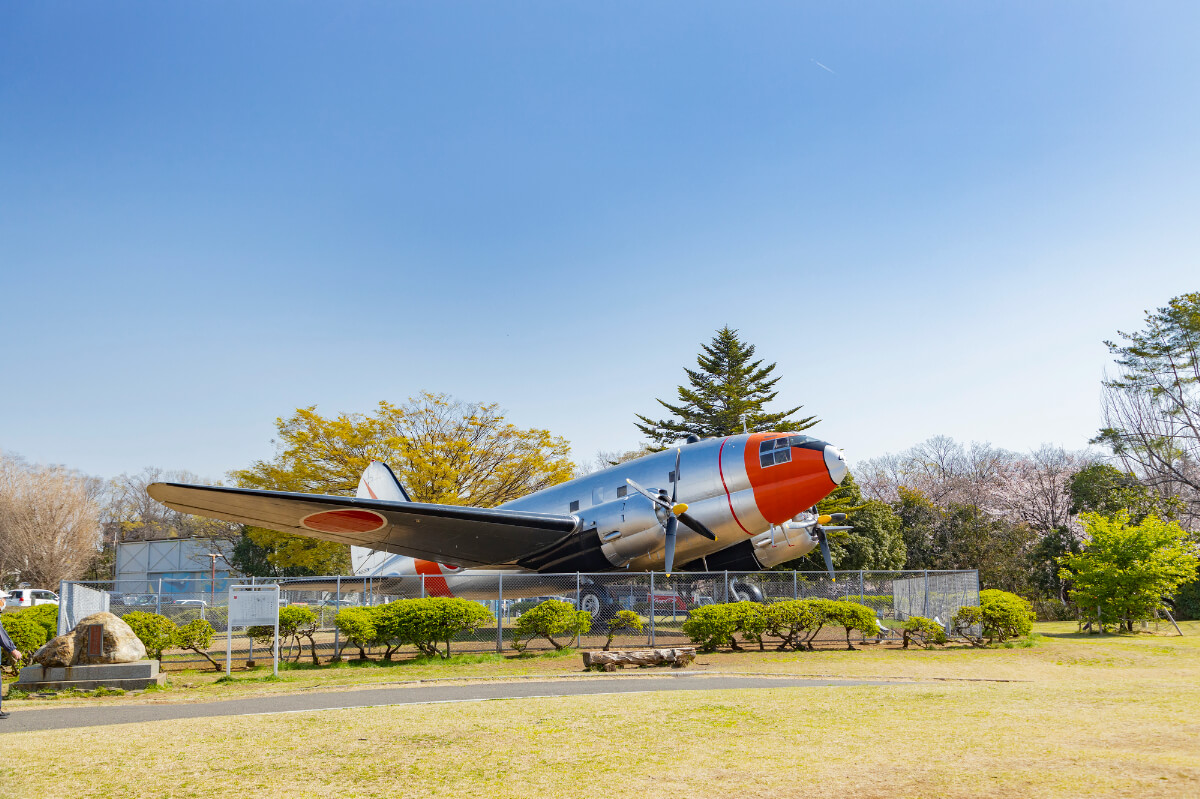 所沢航空公園の飛行機（出典：pixta.jp）