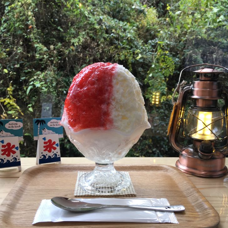 かき氷　山田屋　いちごみるくかき氷