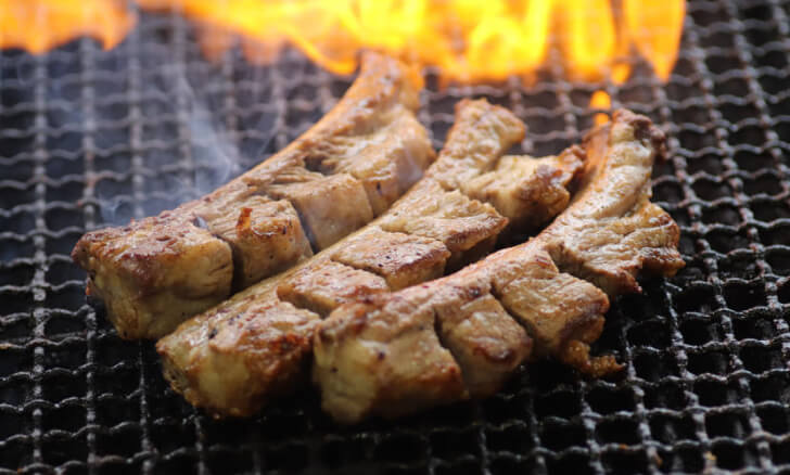 サイボクキッチンのスペアリブ(出典:サイボク)