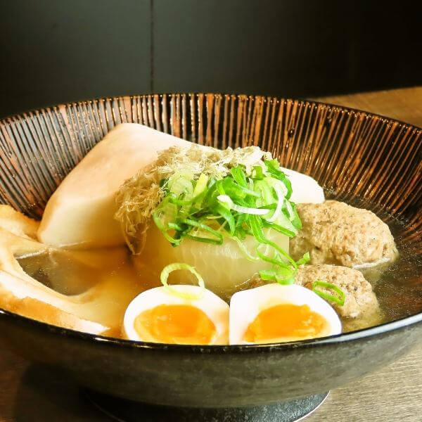 加賀の車麩の入ったおでん(出典:能登のお出汁と旬魚 繋 KEI)