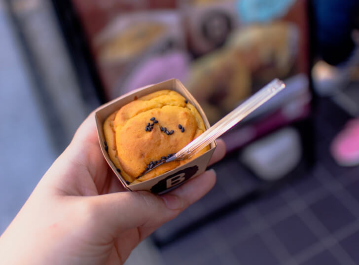 川越産さつまいも生地を使った「お芋deショコラ」