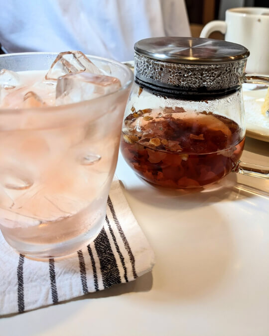 カフェ箱庭の肌ケアのハーブティー