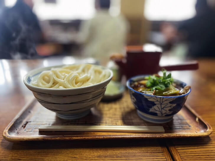 江戸末期創業の「うどん こくや」の肉汁うどん(出典:うどん こくや Instagram)