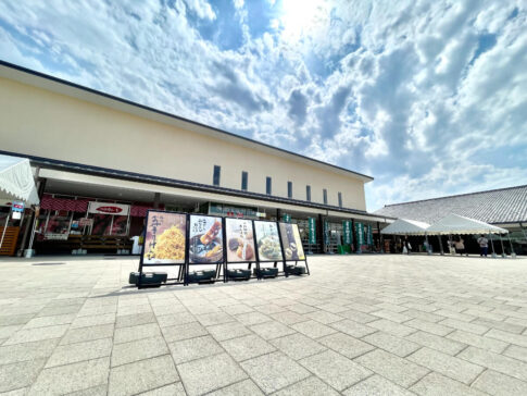 道の駅おがわまちの外観（出典：pixta.jp）